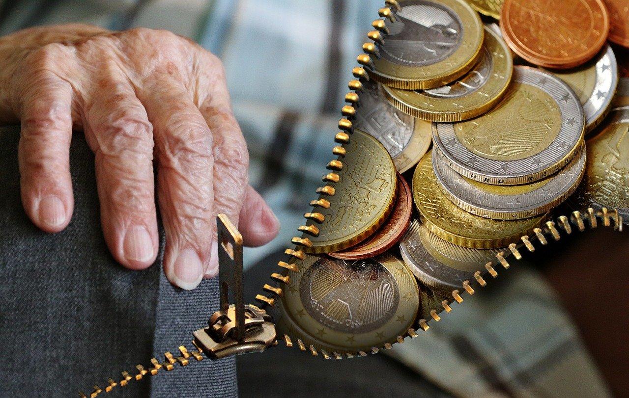 退休养老金改革与调整步伐，最新消息与动态分析（2022年）